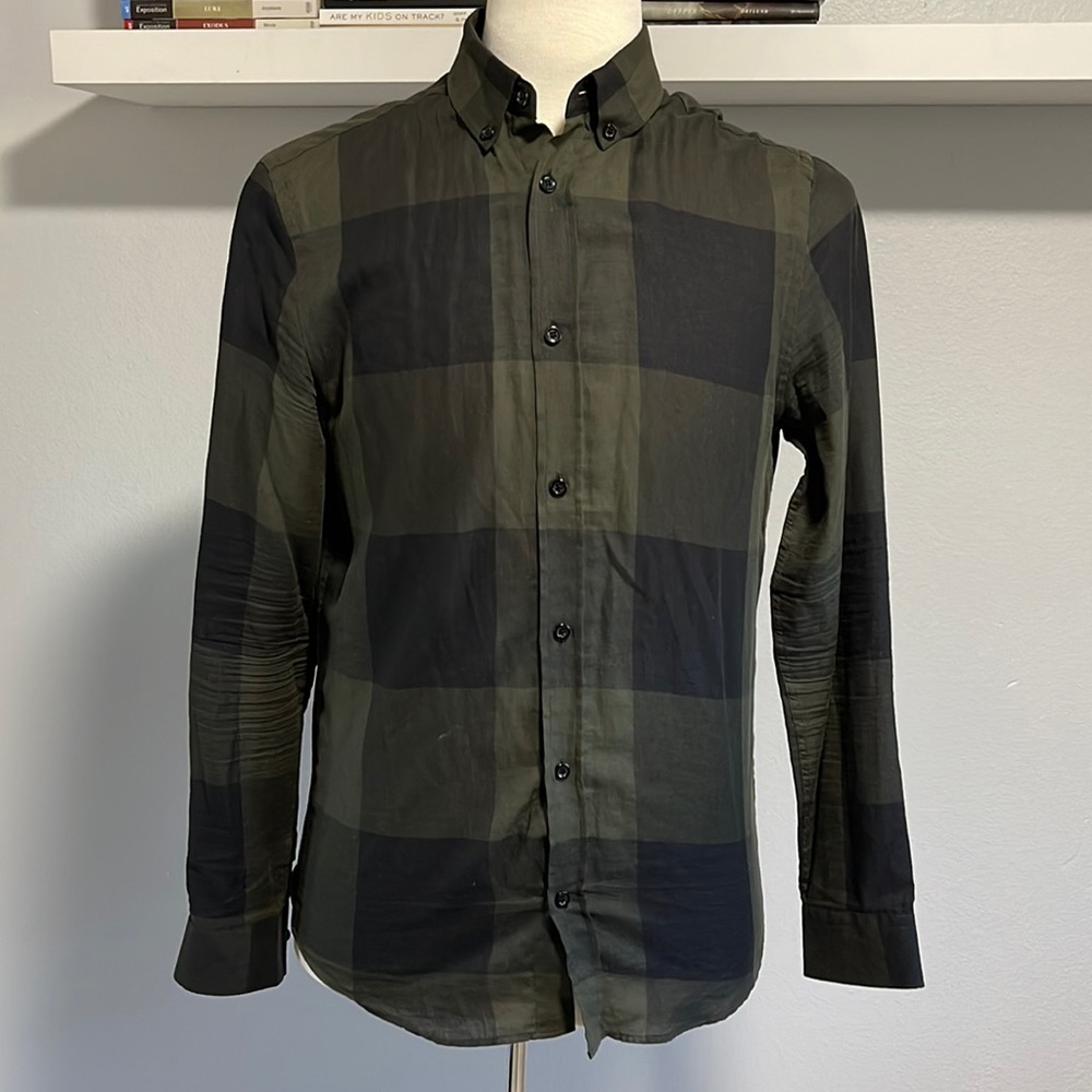 Uniquely wide buffalo plaid button-up shirt